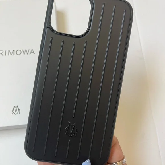Rimowa iphone case compatible for iPhone 14 Pro - Picture 5 of 6